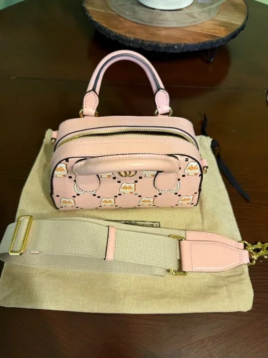 GUCCI X PIKARAR Textured Dollar Calfskin Animal Print - Picture 3 of 3